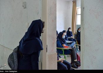 برخی مدارس از دانشآموزان با نمرات ضعیف ثبتنام نمیکنند!