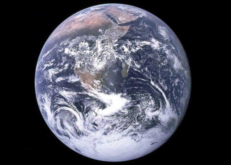 حیات روی زمین ۱.۵ میلیارد سال زودتر از تصور ما آغاز شده است!